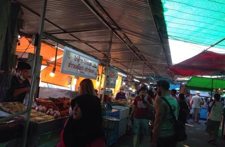 Chalong Night Market
