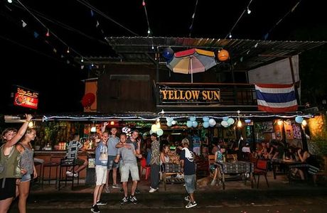 Yellow Sun Bar