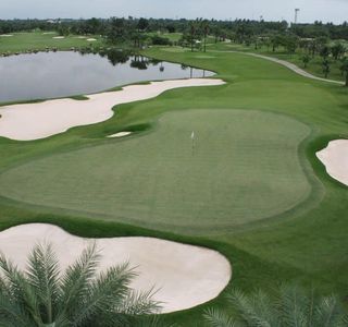 Suwan Golf & Country Club