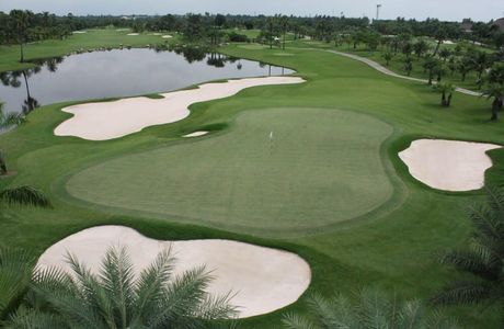 Suwan Golf & Country Club