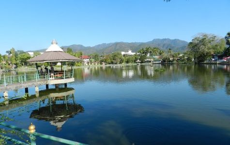 MaeHongSon Lake 1