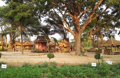 Vegan Town Lampang