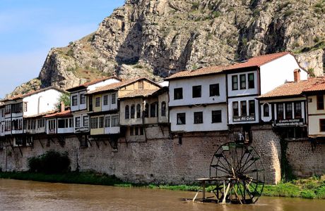 Yaliboyu Evleri