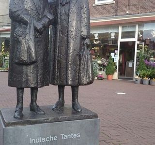 Indische tantes