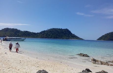 Koh Kai Rock Cave