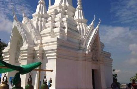 Wat Phra Phutthachai