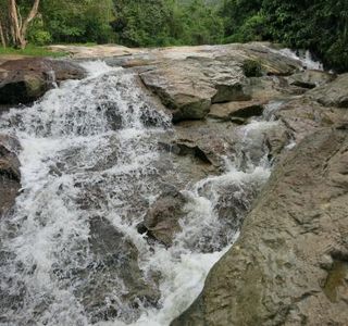 Lat Wanorn Waterfall