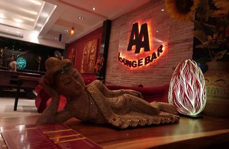 AA Lounge