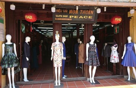 Peace Tailor in Hoi An