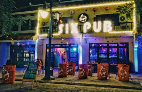 SIX PUB (Ha Long)