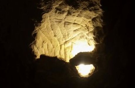 Moses Cave