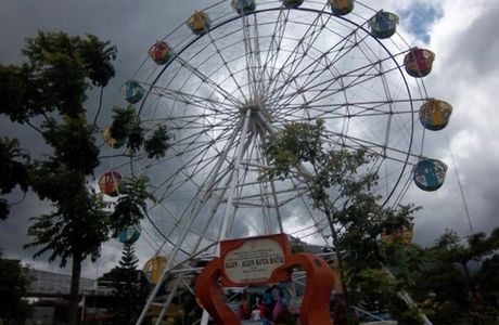 Batu City Square