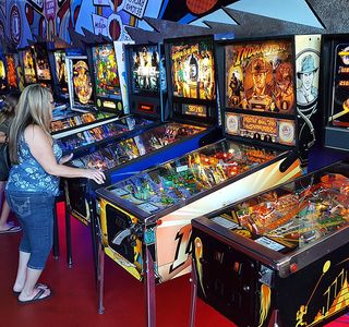 Retrovolt Arcade