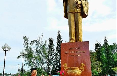 Ho Chi Minh Monument