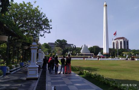 Tugu Pahlawan