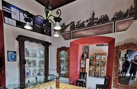 Jade Maya - The Original Jade factory and Museum