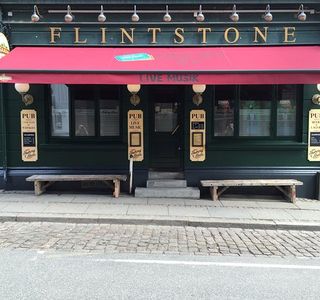 Flintstone Pub