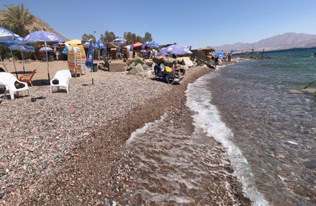 Migdalor Beach