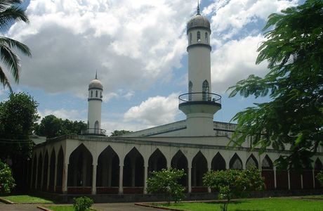Dhaka University Central Mosque