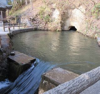 Tonokuchizeki Cave
