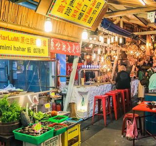Fongshan Qingnian Night Market