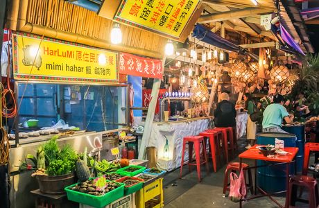 Fongshan Qingnian Night Market