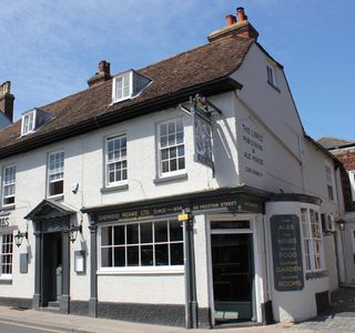 Furlongs Ale House