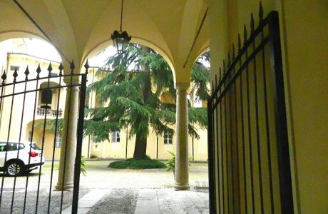 Palazzo Sannazzaro