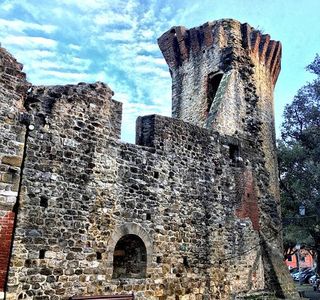 Castello dei Vescovi di Luni