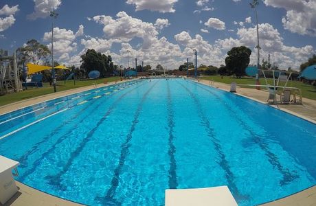 Cobar Memorial Swimming Pool