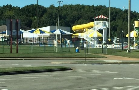 Clarksville Aquatic Center