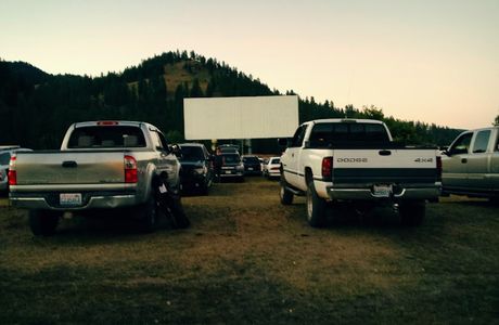 Auto Vue Drive-In Theatre
