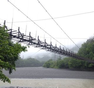 Aobe no Tsuribashi