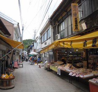Yobuko Morning Market