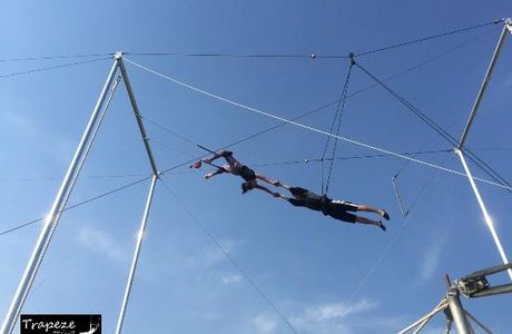 Trapeze Heroes Flying Trapeze