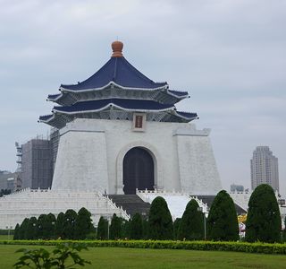 Hakushu Memorial Hall
