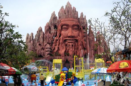 Suoi Tien Theme Park