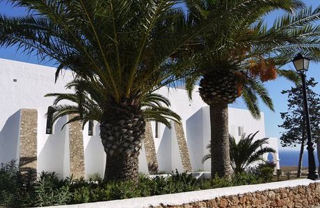 Iglesia Es Cubells