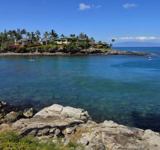 Honokeana Bay