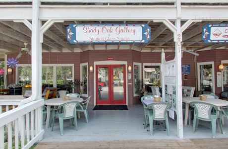 Shady Oak Gallery