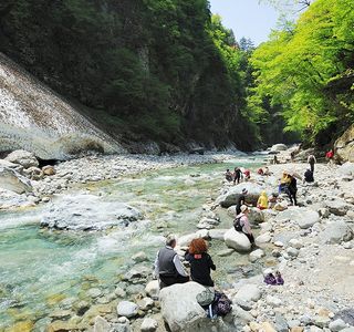 Kanetsuri Hot Spring