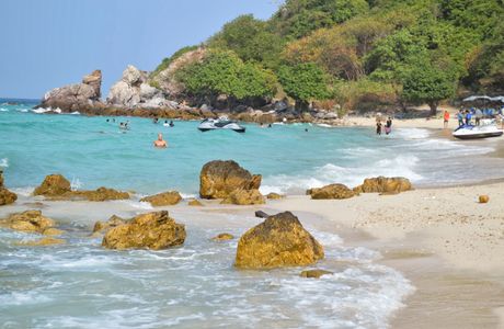 Ta Yai beach