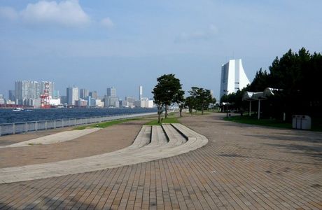 Shiokaze Park