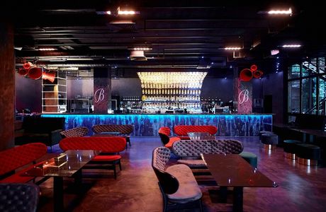 D.Fleur night club