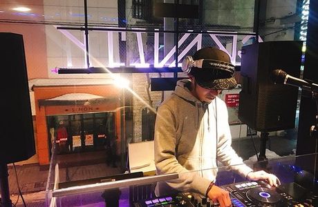 Dj Bar Gravity