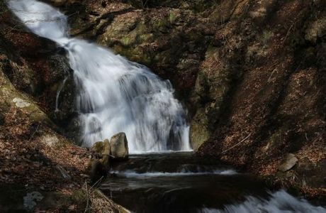 Enmusubi Falls