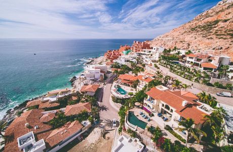 Cabo Premier