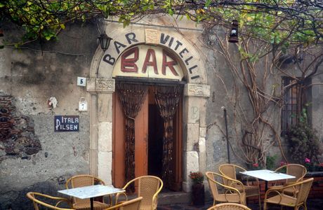 Bar Vitelli