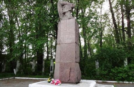Monument to Karbyshev