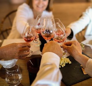 The Wine Connoisseurs